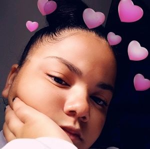 Meet your Posher, Zyra